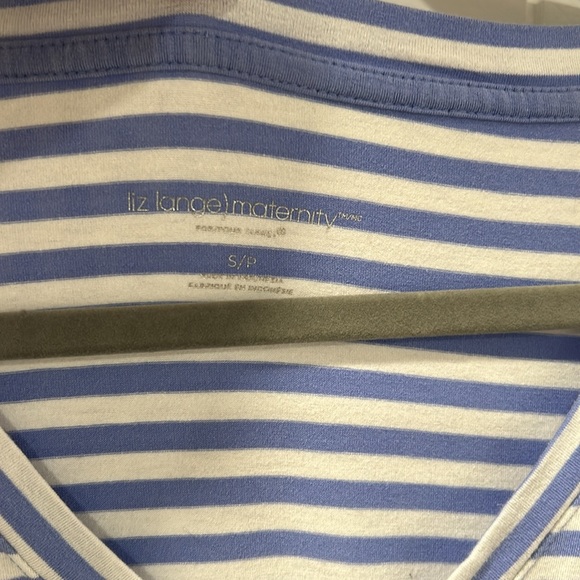 Liz Lange striped white and blue v-neck maternity shirt - Picture 3 of 5